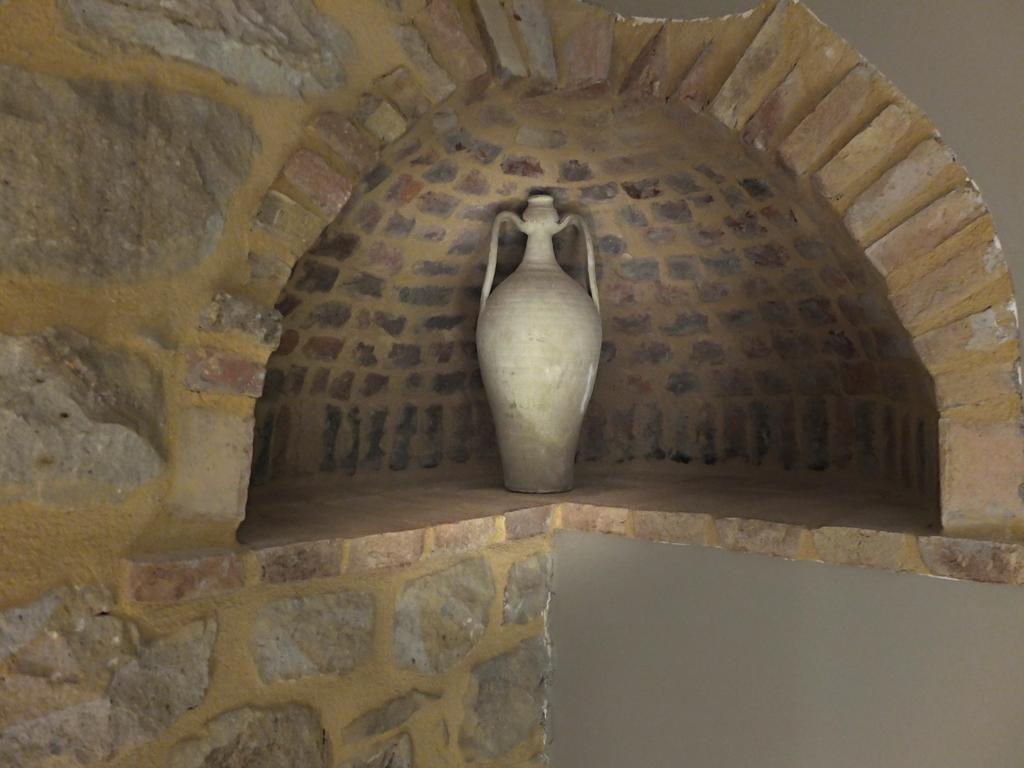 Notti O' Tunn Luxury Rooms In Centro Geraci Siculo 외부 사진