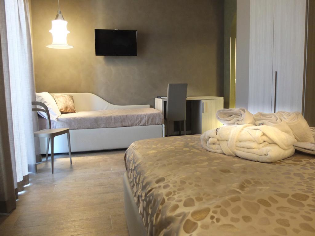 Notti O' Tunn Luxury Rooms In Centro Geraci Siculo 외부 사진