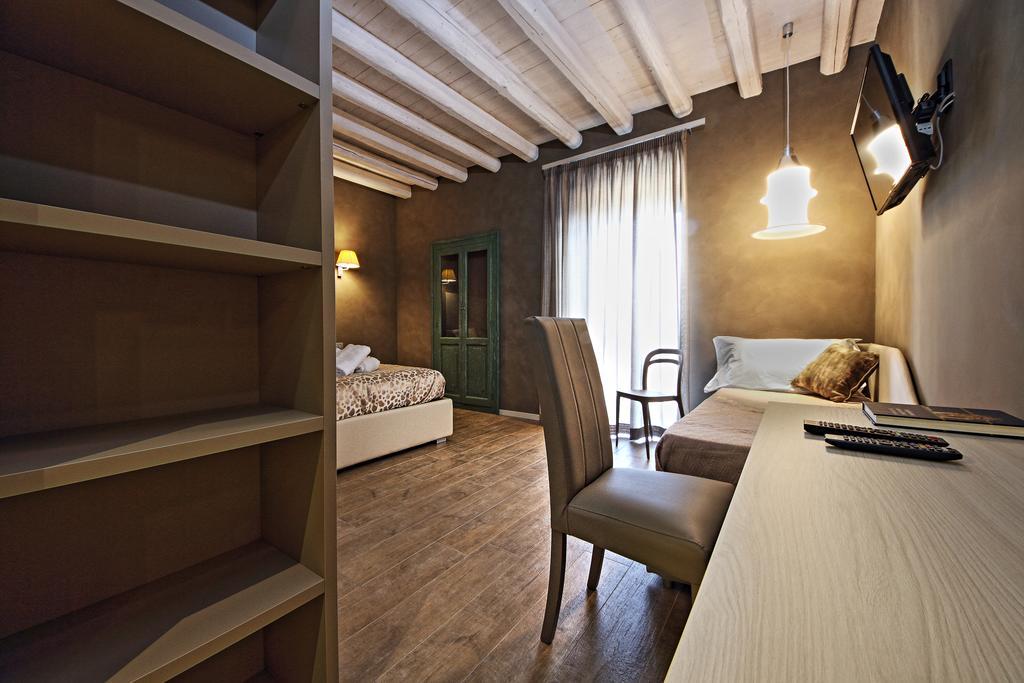 Notti O' Tunn Luxury Rooms In Centro Geraci Siculo 외부 사진
